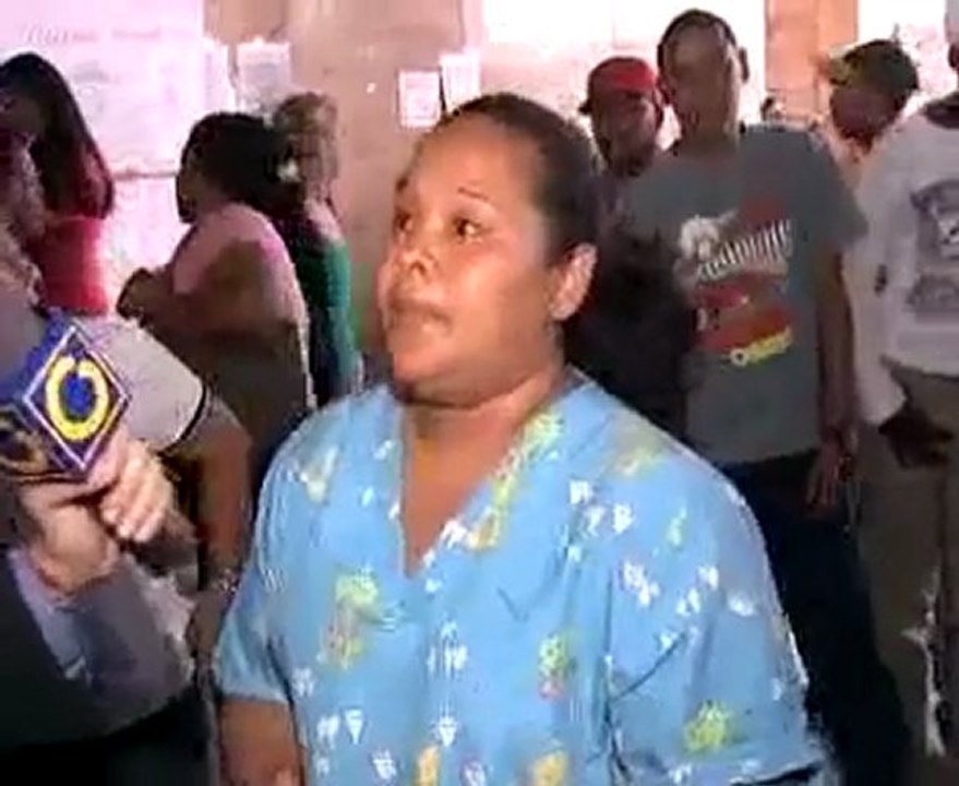 Enfermeros de Barrio Adentro protestaron a las afueras del M