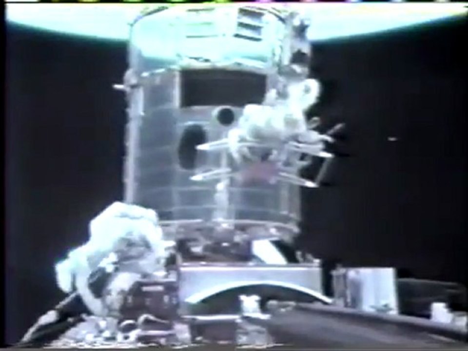 ovnis approchant navette spatiale, ISS