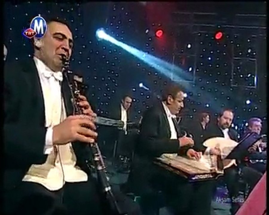BAHADIR ÖZÜŞEN - Sigaramındumanıda sarsam