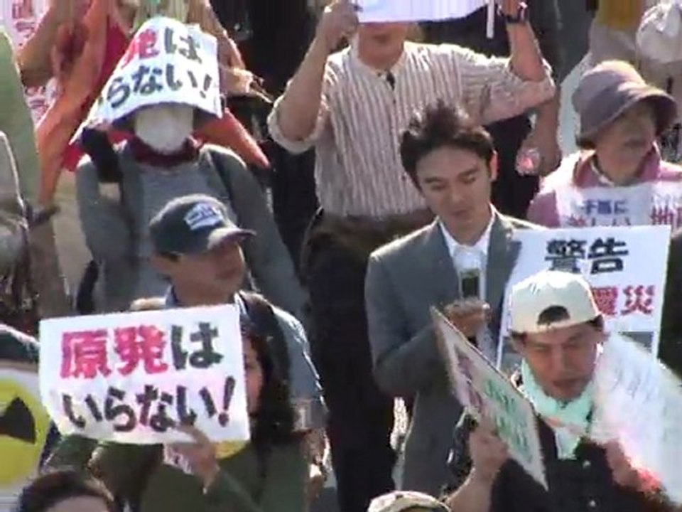 Thousands protest in Japan against nuclear energy