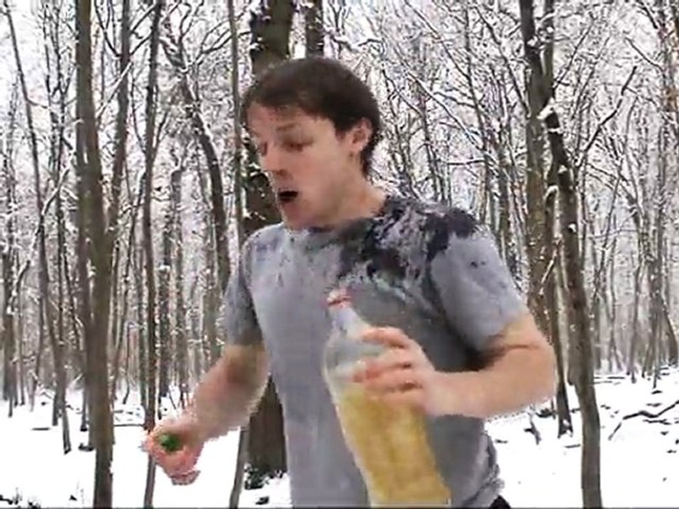 Une minute de Man vs Wild