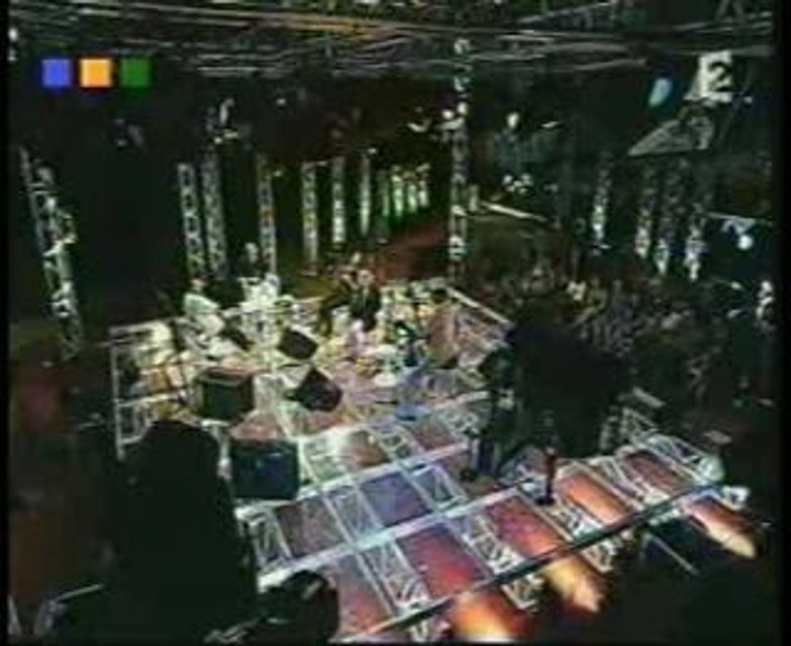 Keziah Jones - Femeliarise