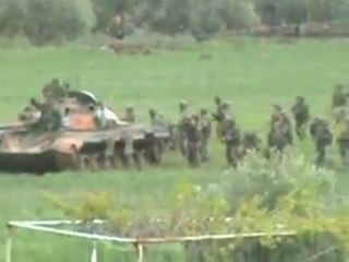 Gunfire sprayed at Syrian protesters