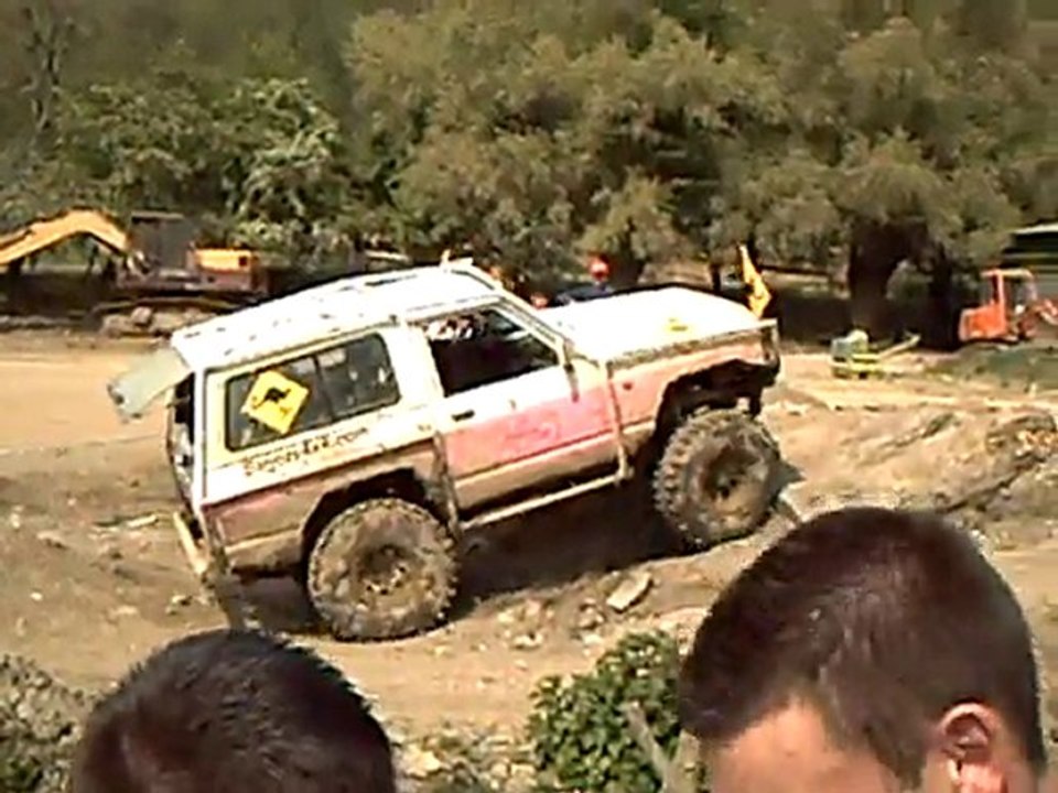 Trial 4x4 - NISSAN PATROL court et préparé - THIEMBRONNE 2011