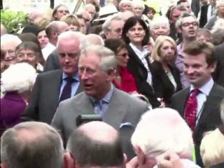 Arabic-Web-Prince William: Diana's son and a 'normal' royal