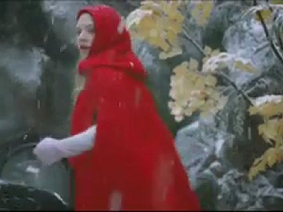 La chica de la capa roja - spot  "El lobo"