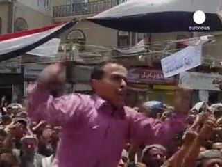 Siria: Marcia indietro del presidente Saleh: lascio solo...