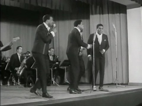 Four Tops - Standing in the Shadows of Love (Live)