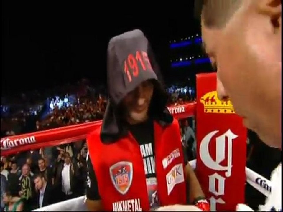 Vic Darchinyan vs Yonnhy Perez - Part 1