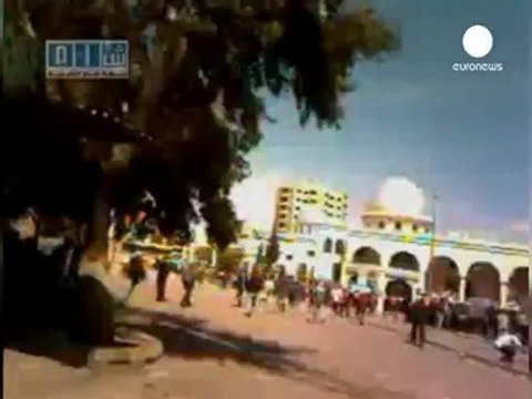 Syrian forces in crackdown on protesters