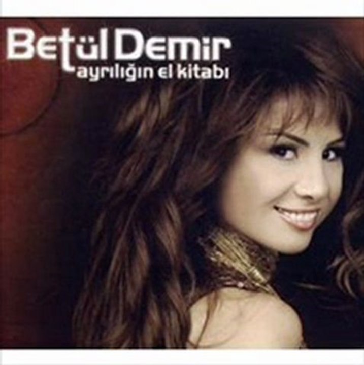 Betül Demir-Aşk mı Kazanır?