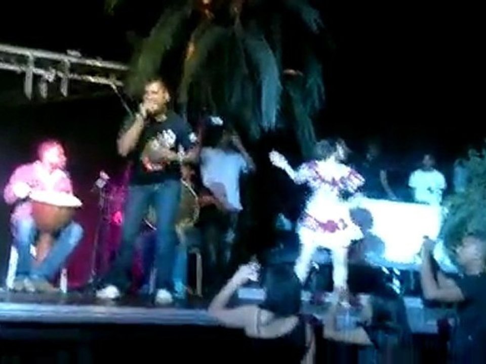 soiree mauricienne a paris au red light  avec  clarel armelle 24 avril 2011