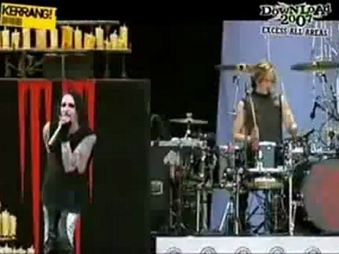 Marilyn manson live 2007 -Heart-Shaped Glasses (When The Heart Guides The Hand)
