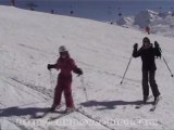 clara apprend à skier