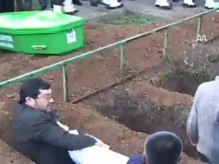 BAĞ EVİNDE ÖLÜM SESSİZLİĞİ