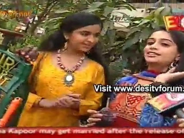 Choti Anandi Hui Fashionable