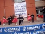 Mimar Sinan İlköğretim Okulu Anasınıfı B 23 Nisan Salsa Gösterisi