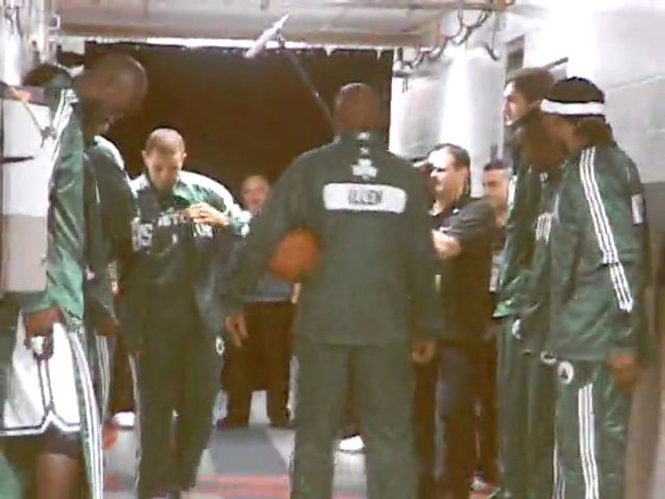 THIS IS... THE C'S !!!!