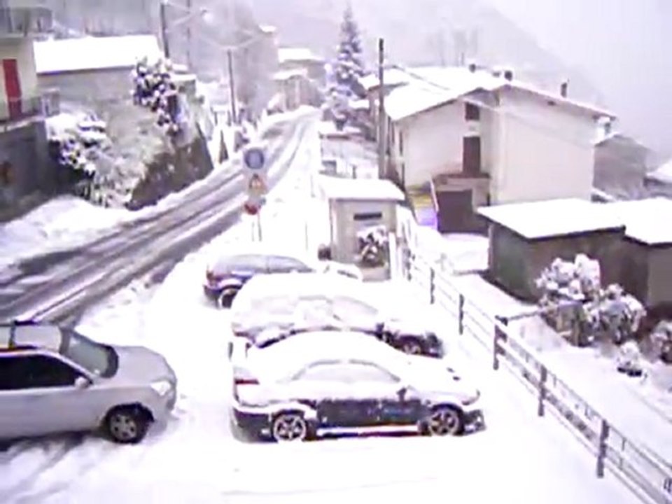 nevica ancora