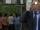 Francia: impiegato Telecom si dà fuoco
