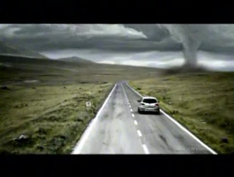 Publicité - Alfa 147 JTD ( La route et la tornade ) 2001