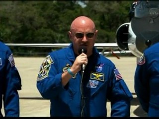 Endeavour crew prepare
