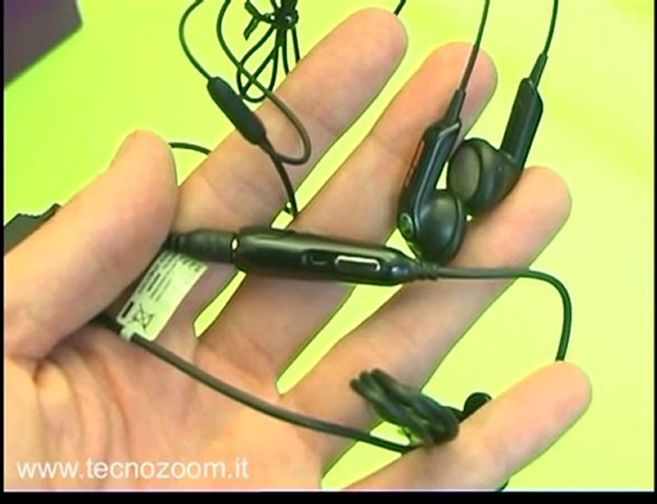Videorecensione Sony Ericsson V640i confezione d'acquisto