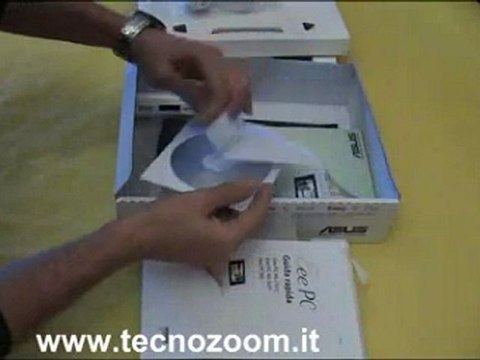 Videorecensione Asus EeePC 4GB confezione d'acquisto
