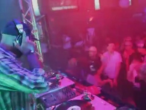 DJ NUMARK LIVE TURTABLISM 2011 - PART 2