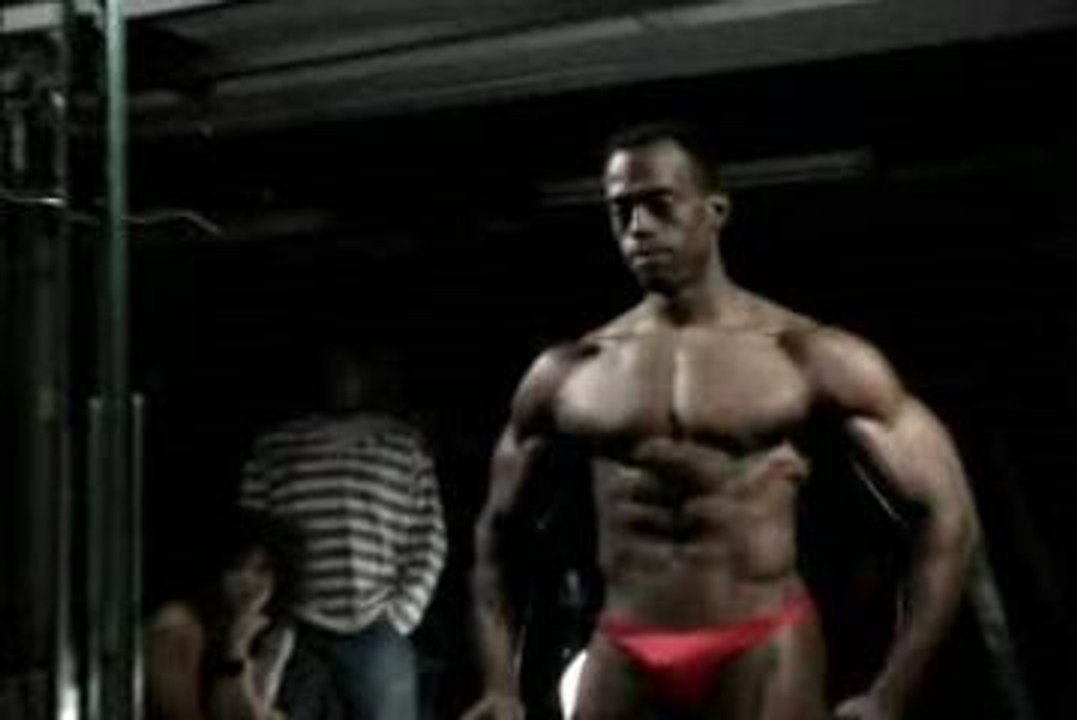 Kevin Richardson Posing: Get The DVD at Amazon.com