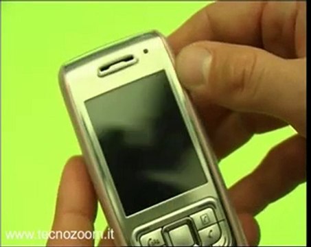 Videorecensione smartphone Nokia E65 design
