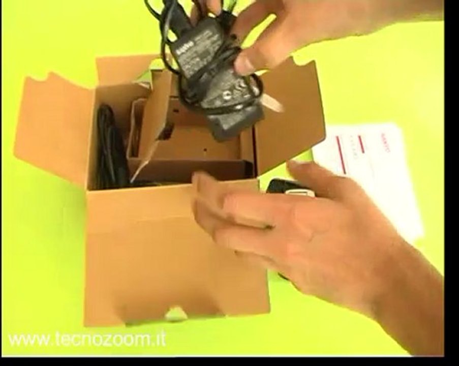 Videorecensione Sanyo Xacti CG9 confezione d'acquisto