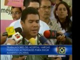 Trabajadores del Hospital Vargas paralizan actividades para exigir aumento   salarial