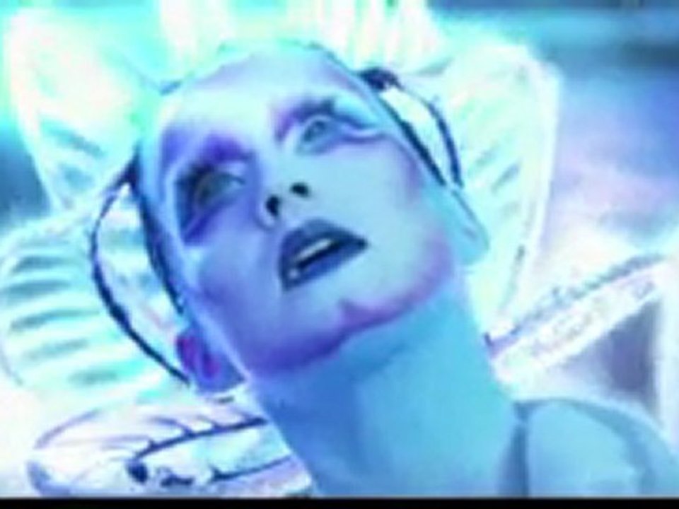 katy perry  feat. kanye west- E.T