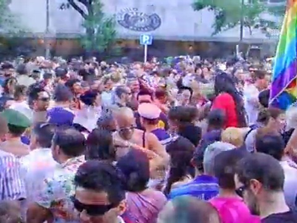 gran via 8 gay pride madrid orgullo 2010