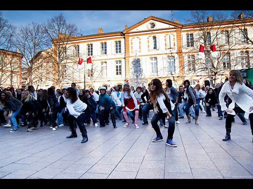 FLASH MOB DANCE