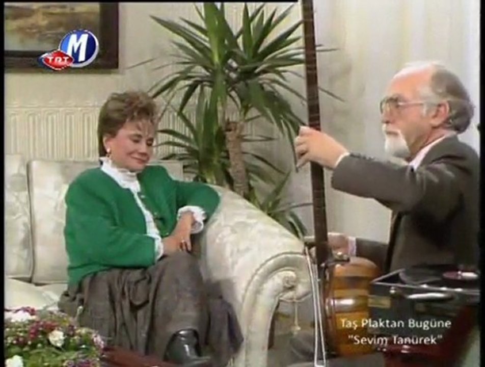 Bak Yeşil Yeşil - Sevim Tanürek