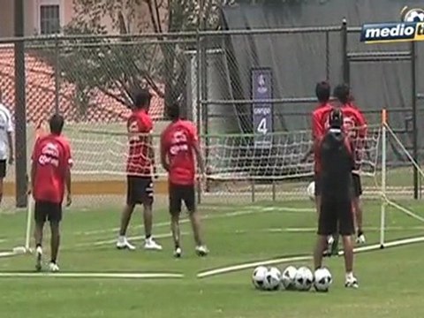 Medio Tiempo.com - Campamento Atlas. 27 Abril 2011..mov