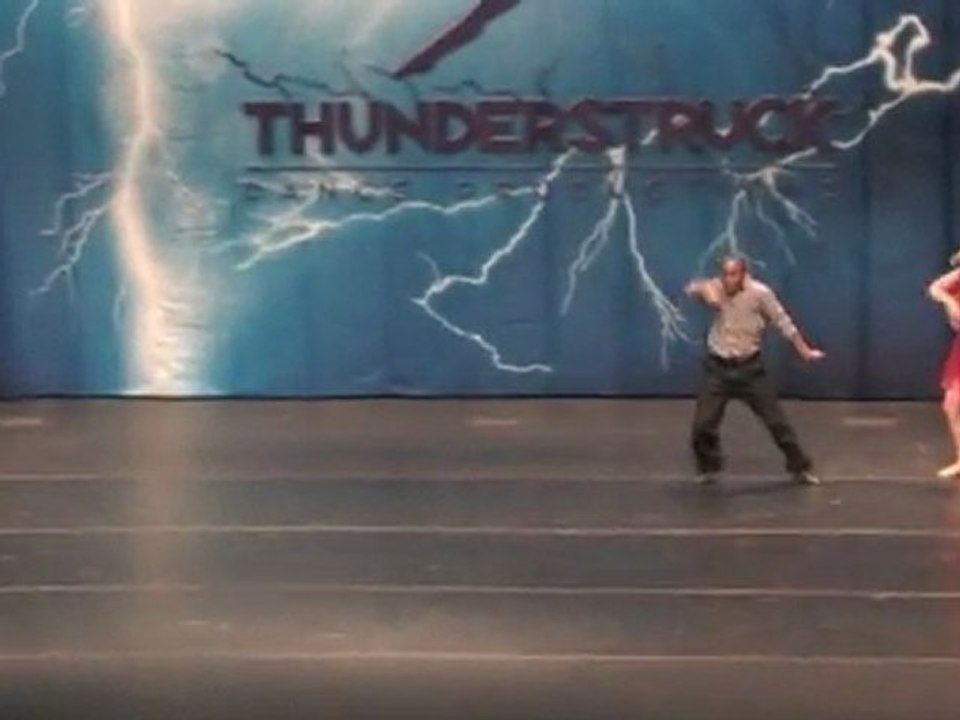 Detroit Dance Competition - Bleeding Love