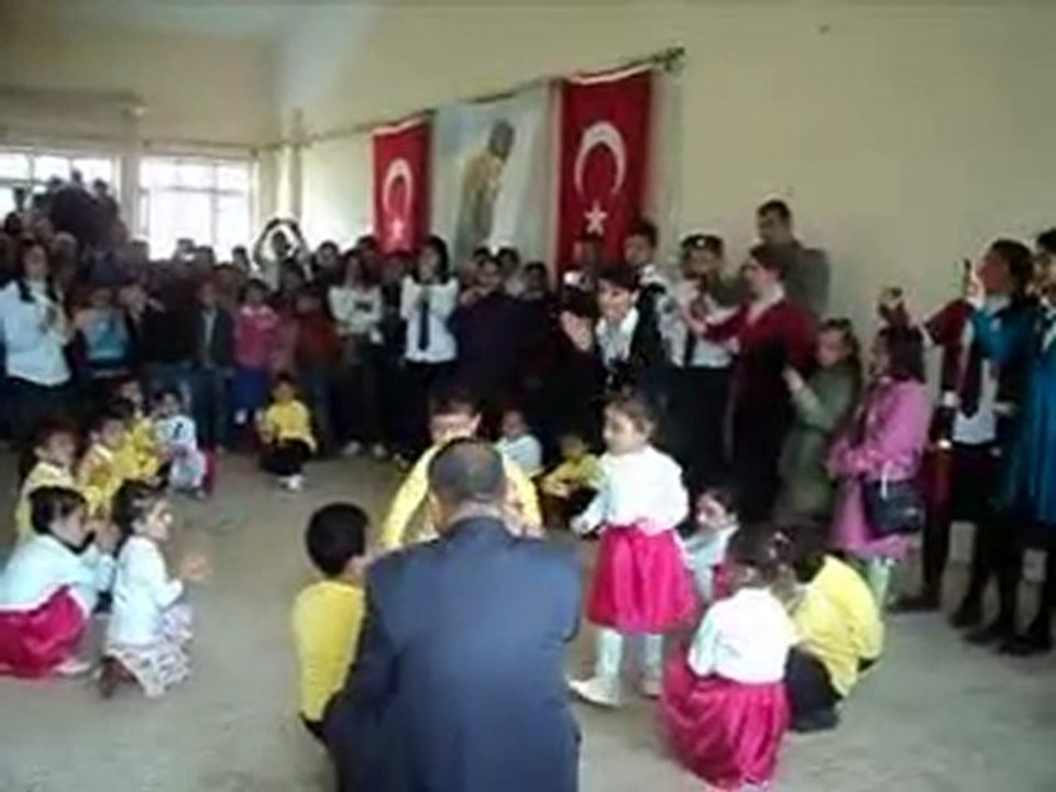 sürgü ilköğretim okulu 23 nisan