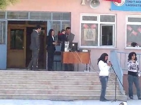 Ayvalı Köyü Şehit Cüneyt Akın İÖO. 23 Nisan 2011 (8)