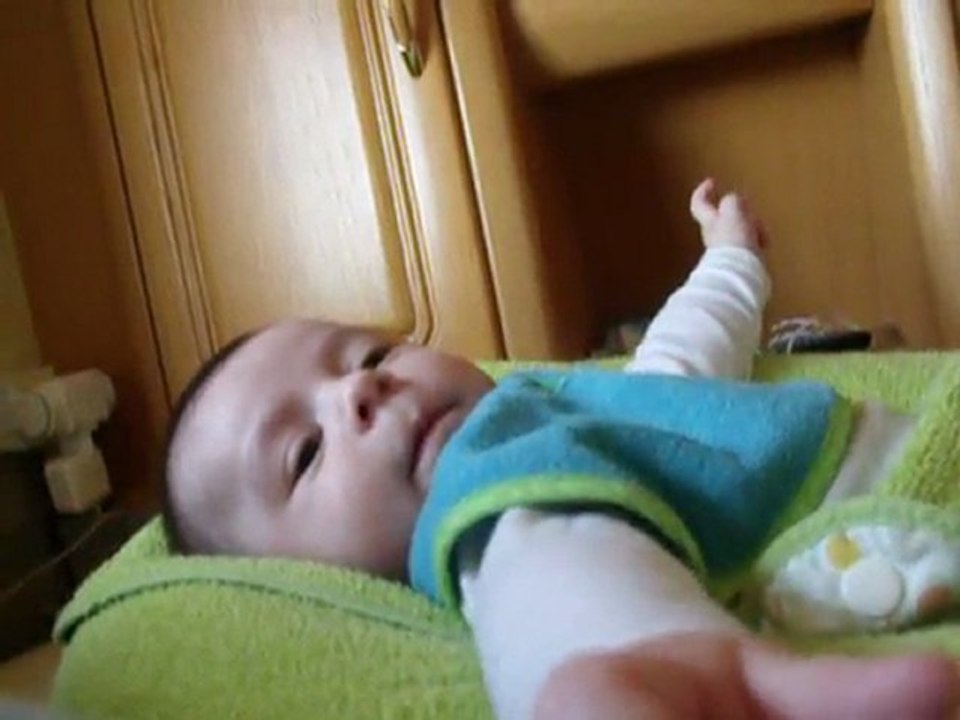 Erlan qui discute
