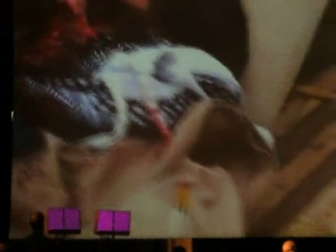 Film documentaire (2) sur l'attaque du camp de réfugiés d'Ashraf