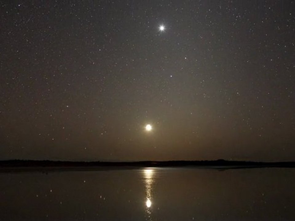 WALU NGALINDI (Australian night sky timelapse)