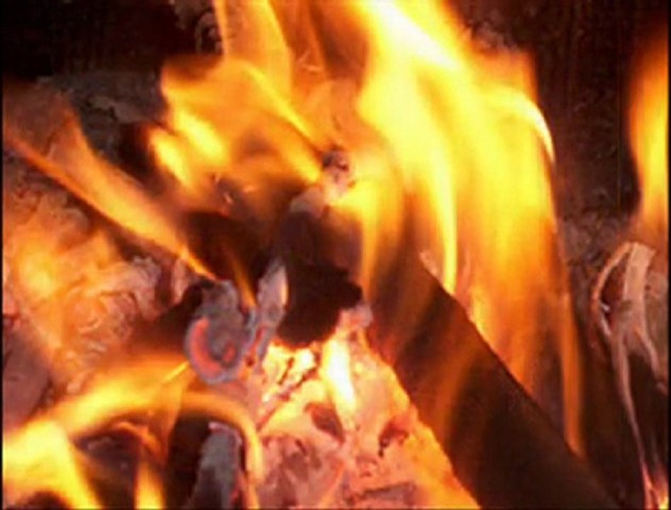 Azeri kizinin dunyayi kasip kavuran parcasi