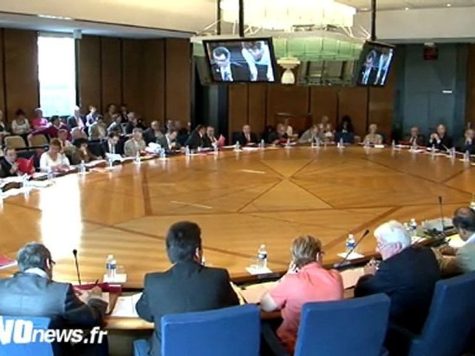 Le Conseil général du val d'Oise augmente les impôts