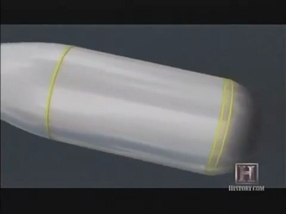 Oktay Tınaz  Alman Bismark Savaş Gemisinin İngiliz Hood Zırlısını Batırışı