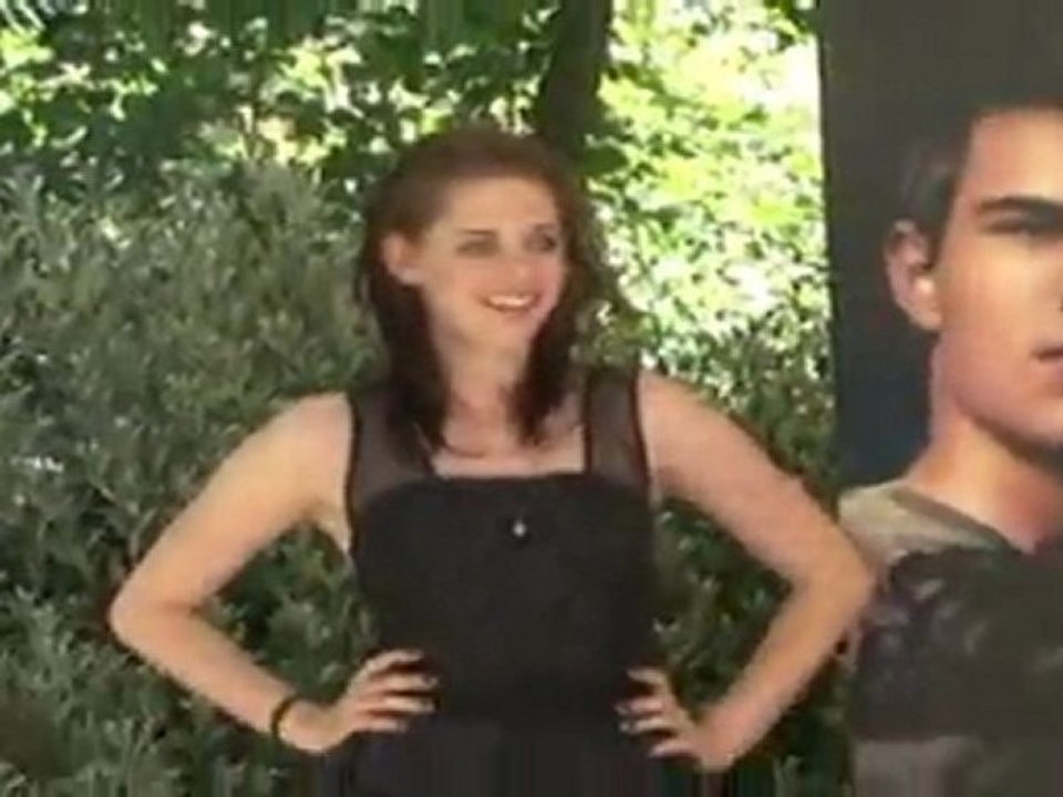 Kristen Stewart Spills The Beans On "Breaking Dawn"