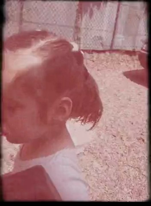 Lou & la caméra Avril 2011