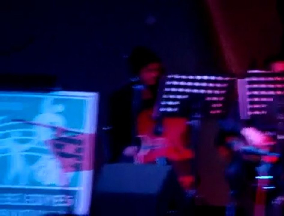 SENSİZ SAADET NEYMİŞ